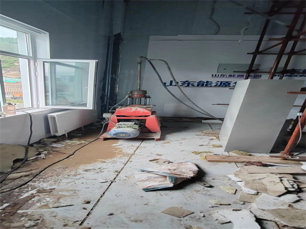 呼玛地基基础下沉墙体裂缝加固注浆顶升施工